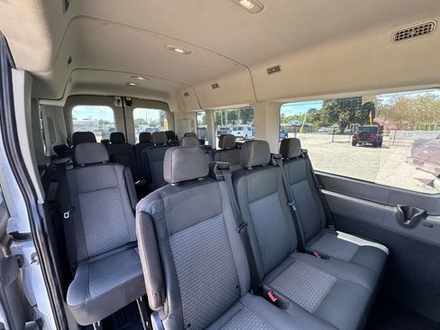 Used 2021 Ford Transit 350 XLT RWD image 8