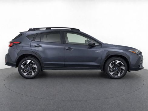Used 2025 Subaru Forester Limited AWD/4WD image 8