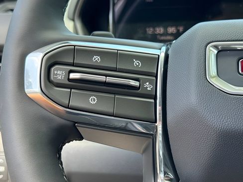 New 2027 GMC Terrain Elevation w/ Elevation Premium Package FWD image 13