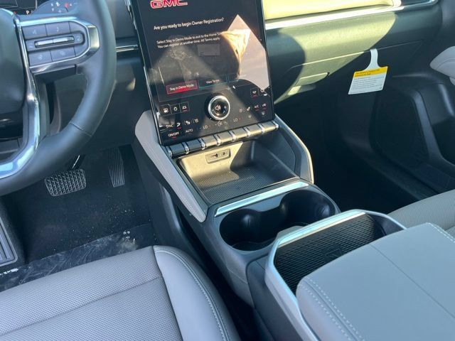 New 2027 GMC Terrain Elevation w/ Elevation Premium Package FWD image 16