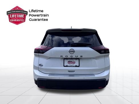 New 2026 Nissan Rogue SV image 4