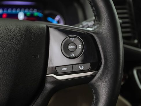 Used 2019 Honda Pilot Touring image 13