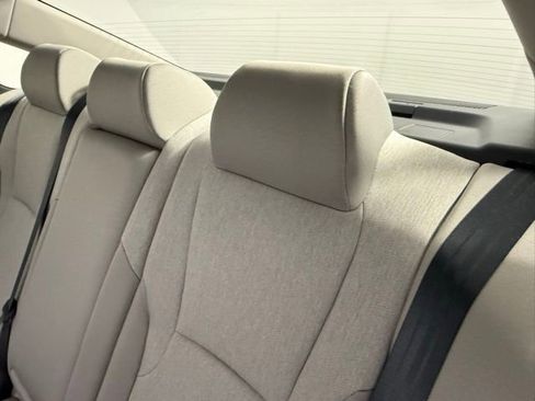Used 2025 Honda Accord SE image 37