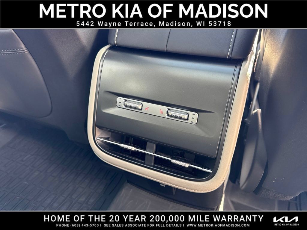 Used 2024 Lincoln Nautilus Premier w/ Equipment Group 102A AWD/4WD image 48