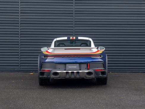 Certified 2024 Porsche 911 Dakar image 7