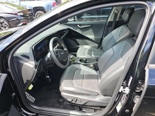 Used 2023 Kia Niro Wave w/ Wave Preserve Package FWD image 6