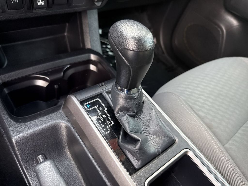 Used 2023 Toyota Tacoma SR5 RWD image 16