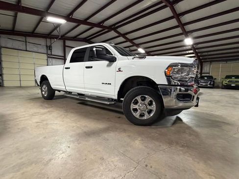 Used 2024 RAM 3500 Big Horn AWD/4WD image 4