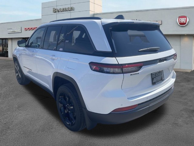 New 2026 Jeep Grand Cherokee Limited w/ Limited Altitude Package RWD image 5