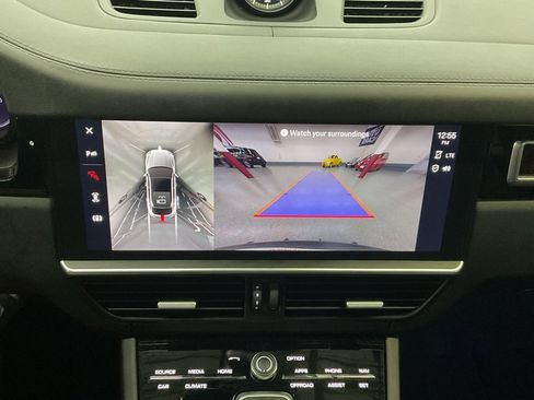 Used 2023 Porsche Cayenne GTS image 14