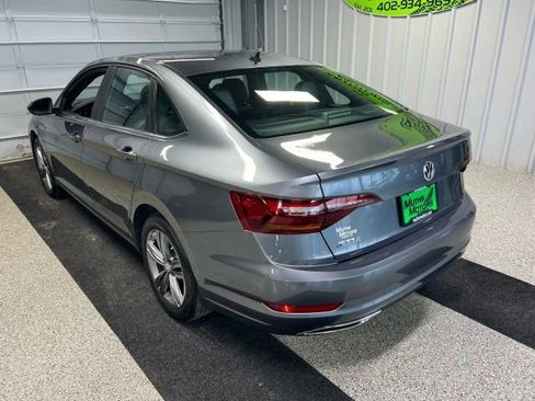 Used 2019 Volkswagen Jetta R-Line image 4