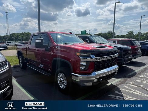 Used 2022 Chevrolet Silverado 2500 LT w/ Convenience Package AWD/4WD image 1