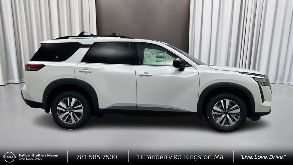 New 2026 Nissan Pathfinder SL AWD/4WD image 4
