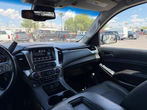 Used 2015 Chevrolet Suburban LT AWD/4WD image 17