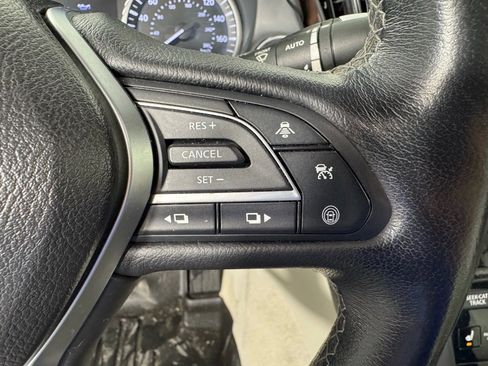 Used 2018 INFINITI Q50 Luxe w/ Sensory Package (Luxe) image 16