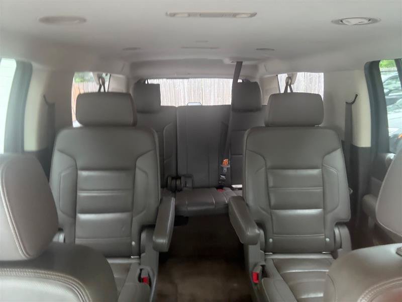 Used 2017 GMC Yukon XL Denali AWD/4WD image 25