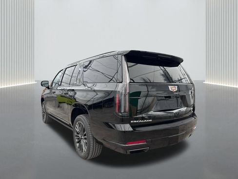 New 2025 Cadillac Escalade ESV Sport Platinum image 7