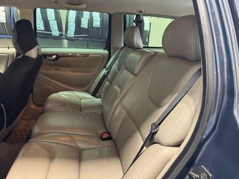 Used 2006 Volvo XC70 image 8