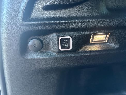 Used 2023 Jeep Grand Cherokee L Limited w/ Trailer Tow Group (B) image 19