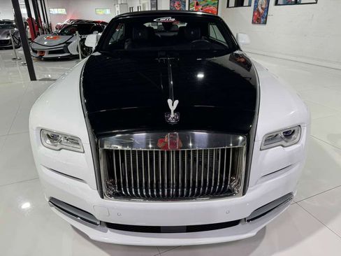 Used 2019 Rolls-Royce Dawn image 10