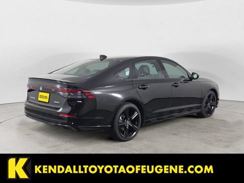 Used 2024 Honda Accord Sport image 5