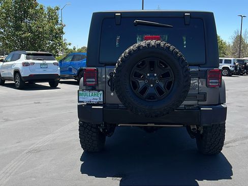 Used 2017 Jeep Wrangler Sport AWD/4WD image 4