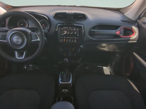 Used 2023 Jeep Renegade Trailhawk AWD/4WD image 11