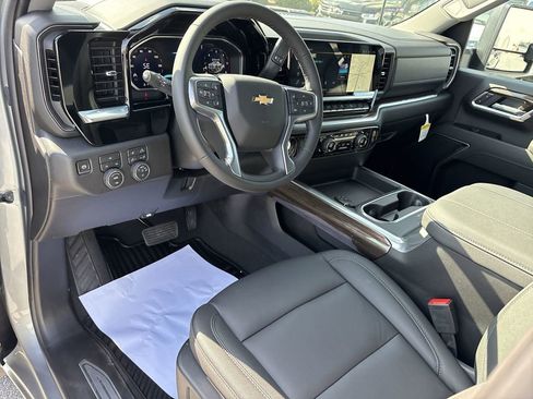 New 2026 Chevrolet Silverado 2500 LT AWD/4WD image 11