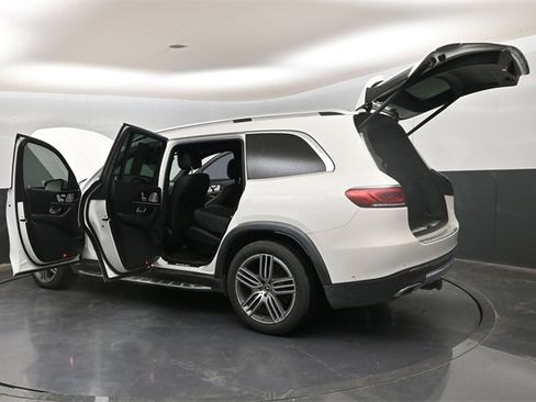 Used 2022 Mercedes-Benz GLS 450 4MATIC image 31