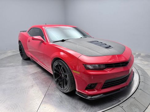 Used 2014 Chevrolet Camaro SS w/ SS Performance Package RWD image 3