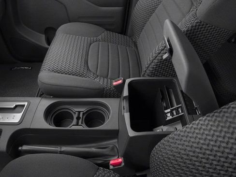 Used 2018 Nissan Frontier SV RWD image 21