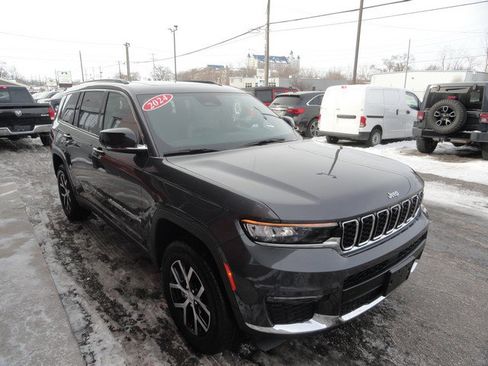Used 2024 Jeep Grand Cherokee L Limited w/ Luxury Tech Group II AWD/4WD image 4