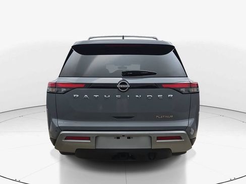 Used 2025 Nissan Pathfinder Platinum w/ Cargo Package FWD image 7