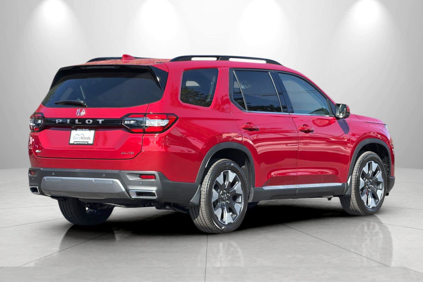 New 2026 Honda Pilot Elite image 2