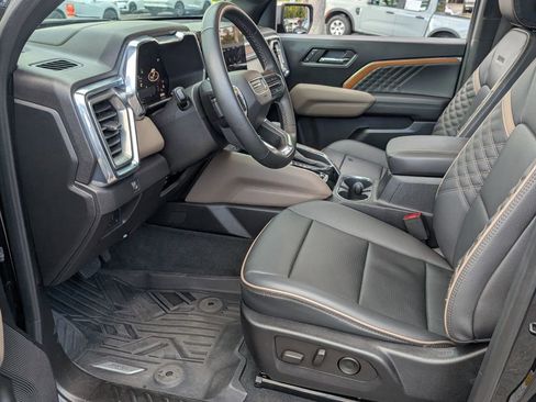 Used 2023 GMC Canyon Denali AWD/4WD image 11
