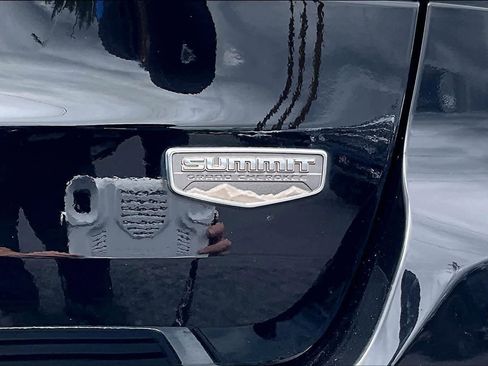Used 2018 Jeep Grand Cherokee Summit AWD/4WD image 7