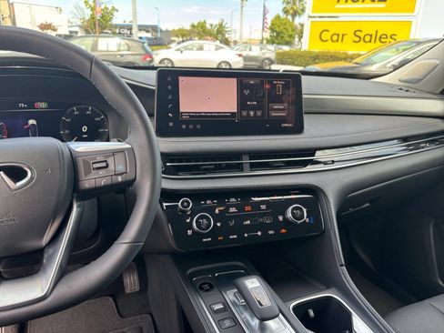 Used 2026 INFINITI QX60 Luxe AWD/4WD image 17