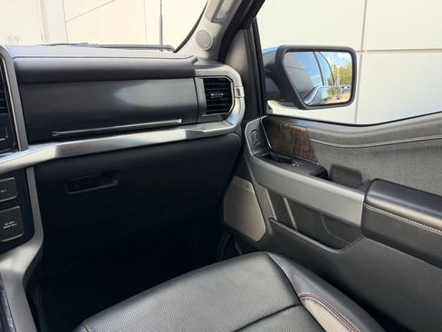 Used 2023 Ford F150 Lariat AWD/4WD image 29