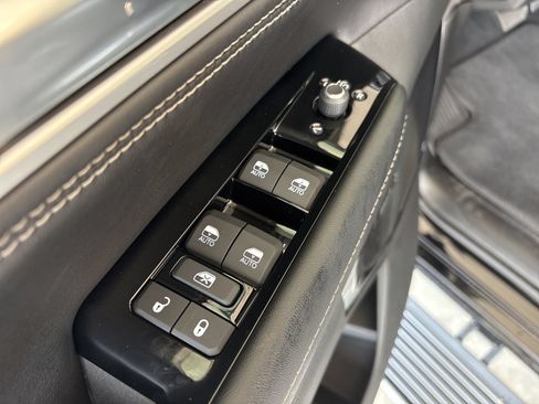 New 2026 Jeep Grand Wagoneer Limited AWD/4WD image 13