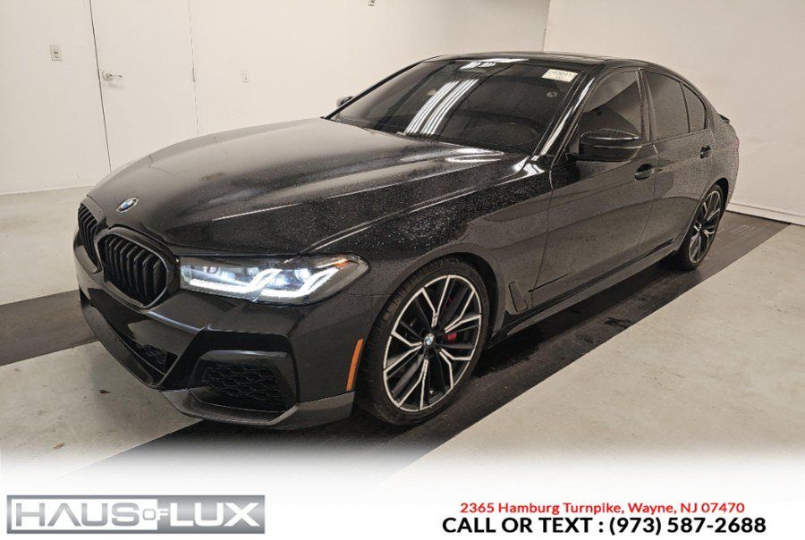 Used 2021 BMW M550i xDrive w/ Executive Package AWD/4WD image 3