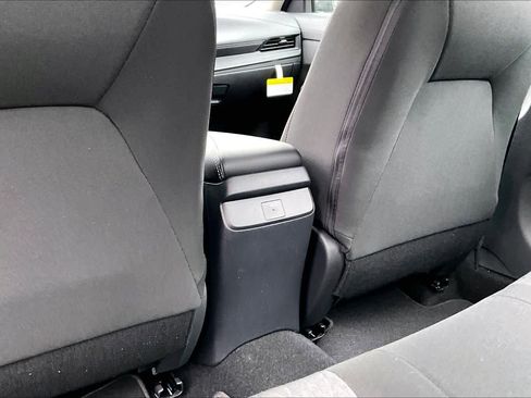 New 2026 Nissan Sentra SV image 18