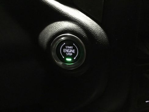 Used 2022 Chevrolet Silverado 2500 High Country w/ Technology Package image 41