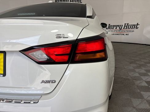 Used 2023 Nissan Altima 2.5 SL AWD/4WD image 32