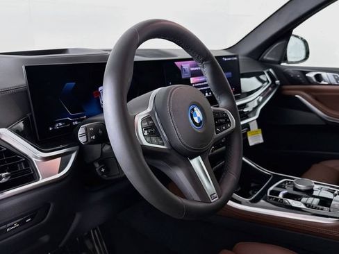 New 2026 BMW X5 xDrive50e AWD/4WD image 11