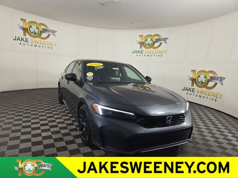 Used 2025 Honda Civic Sport image 1
