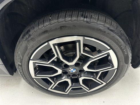 Used 2023 BMW X1 xDrive28i w/ Premium Package AWD/4WD image 16