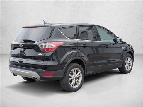 Used 2017 Ford Escape SE FWD image 5