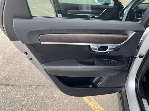 Used 2018 Volvo V90 T5 Cross Country w/ Convenience Package AWD/4WD image 24