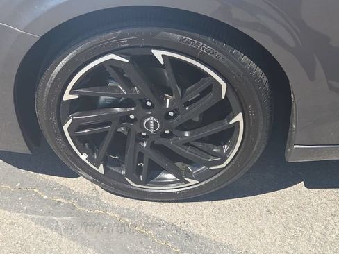 Certified 2026 Nissan Sentra SR w/ Floor Mat Package FWD image 10