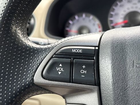 Used 2012 Honda Pilot EX image 17